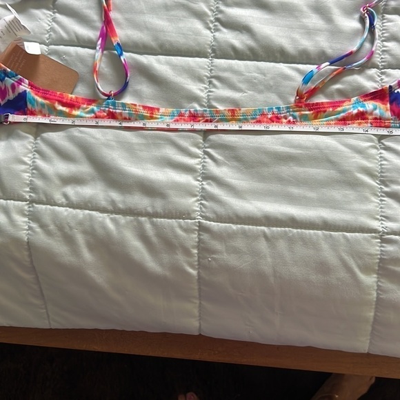 Hobie Chevron Ikat Print Bikini Top, has a wrap around strap & shoulder straps - Picture 14 of 16